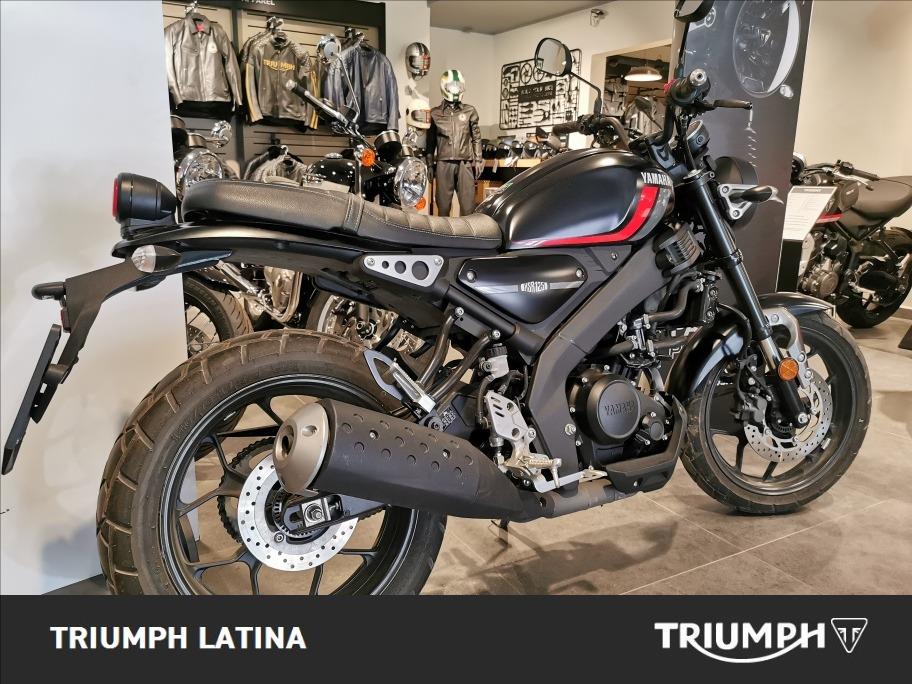 YAMAHA XSR 125 