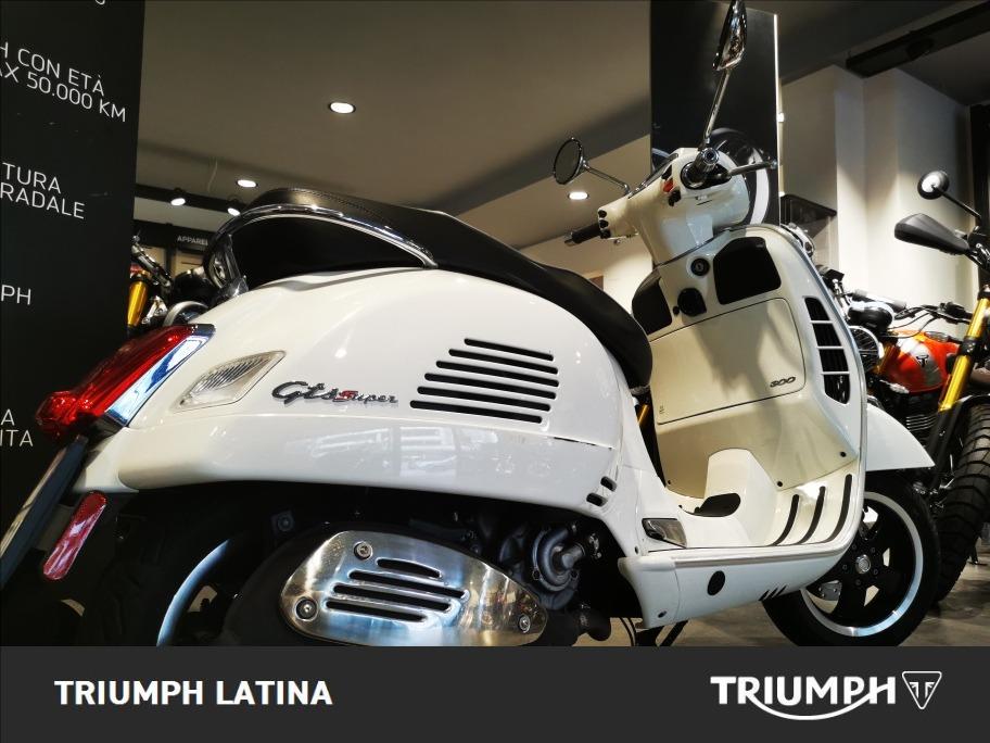 VESPA Vespa GTS 300 hpe Super Abs