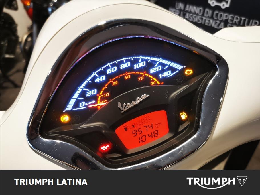 VESPA Vespa GTS 300 hpe Super Abs