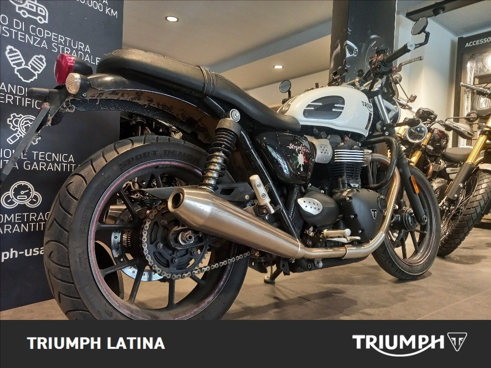 TRIUMPH Street Twin 900 